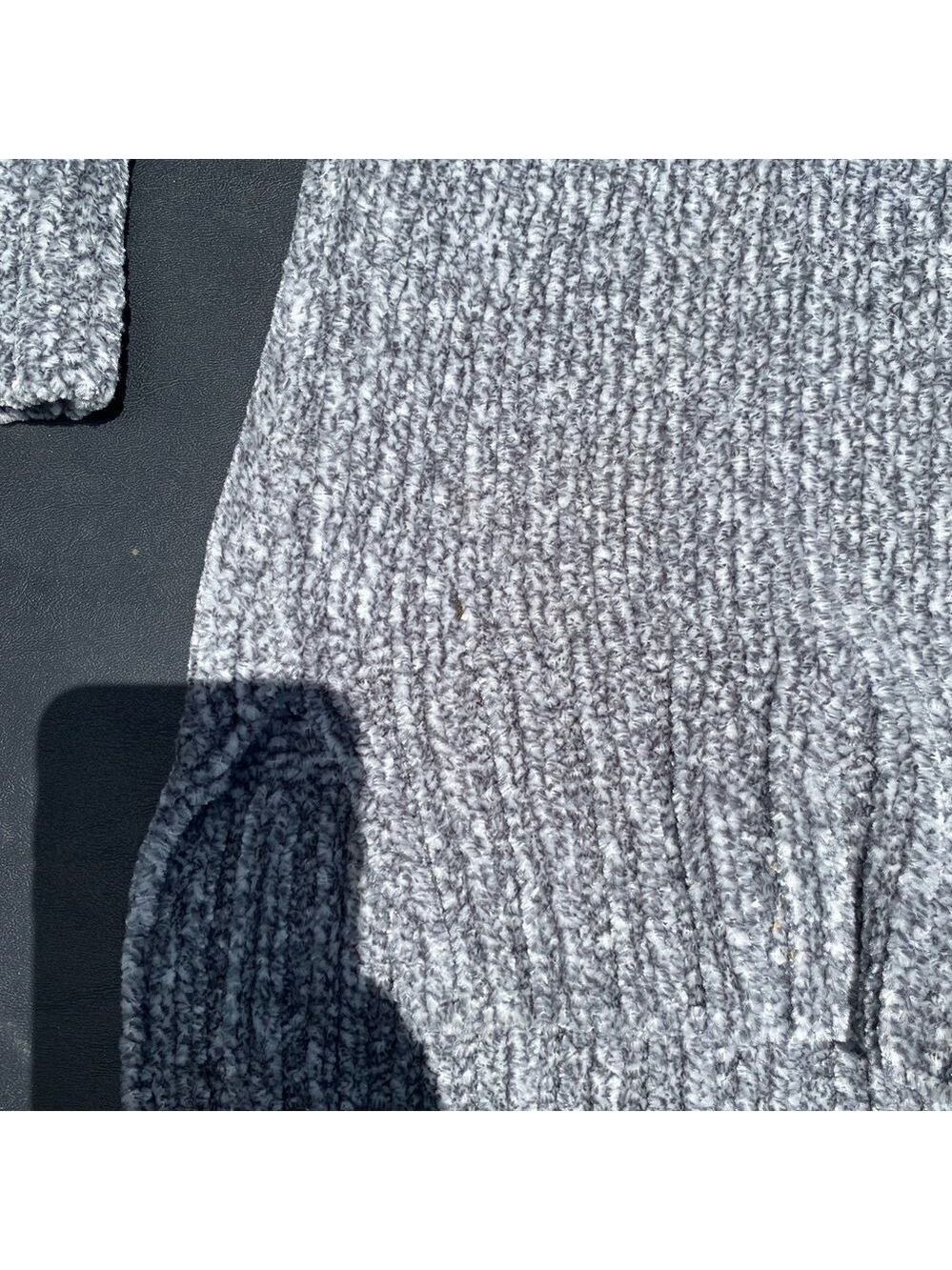 Orvis Womens V neck Sweater - Picture 3 of 3